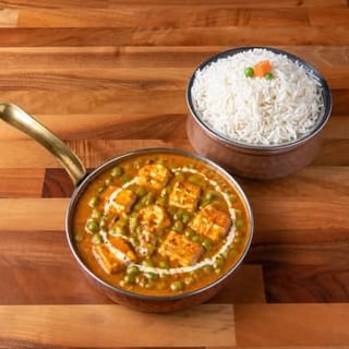Matar Paneer